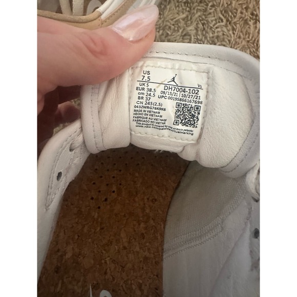 Nike Air Jordan 1 Elevate low in White Onyx - Picture 8 of 9